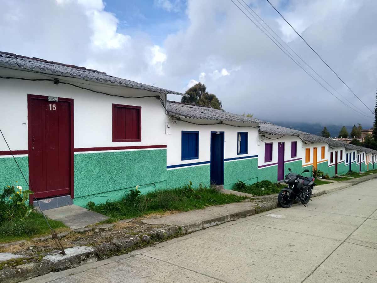 Recuperación fachadas Barrio El Carmelo Municipio de Sonsón