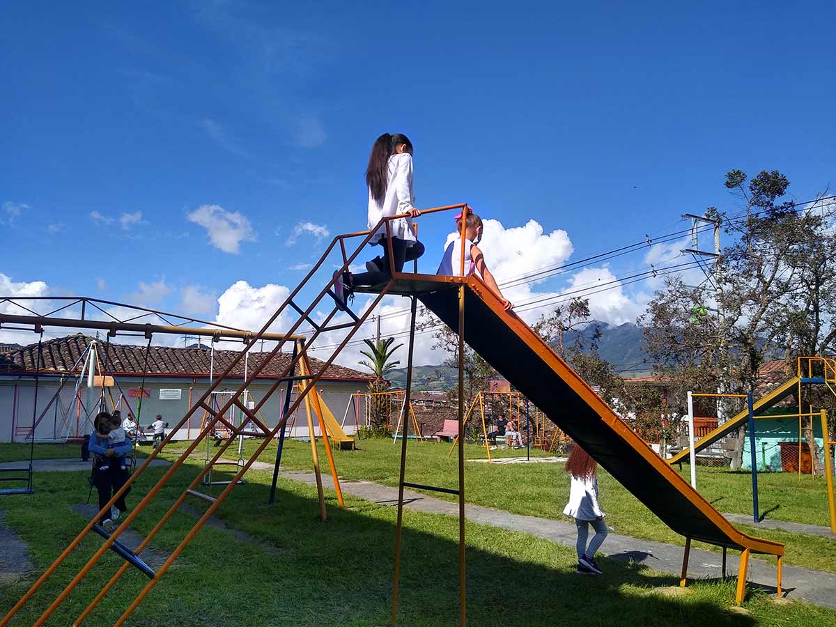Sostenimiento y adecuaciones Parque Infantil «Andrés Isaza Robledo»