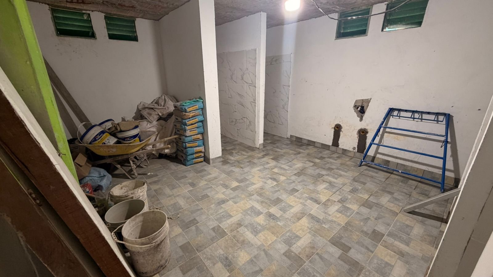 Remodelación camerinos coliseo municipal: